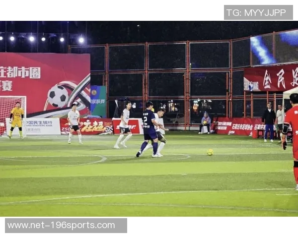 中国与韩国足球对抗赛展现两国体育文化交流与竞争的精彩瞬间 中国与韩国足球对抗赛展现两国体育文化交流与竞争的精彩瞬间