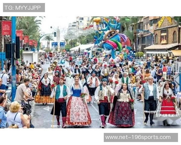 女王巡游与传统节日的魅力碰撞探索文化传承与现代庆典的交融之美 女王巡游与传统节日的魅力碰撞探索文化传承与现代庆典的交融之美